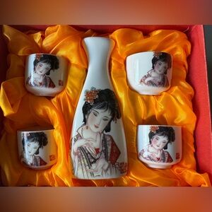 New Japanese Sake Set Geisha Girl with Flower Hand Painted Porcelain